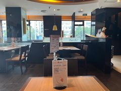 -必胜客(机场路店)