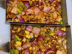 -老东镇啤酒屋海鲜加工·蒸汽海鲜·海鲜烧烤(台东店)