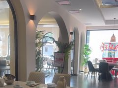 -何适山庄 ·可团建(水长城P2停车场店)