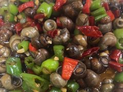 -芦茨金富饭庄·25年老字号·专做稻草鸡