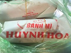 -Bánh Mì Huynh Hoa