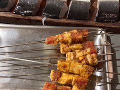 -围炉肉舍•炭烤活鳗•丹东海鲜烤肉(步行街店)