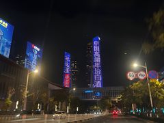 -南京眼步行桥