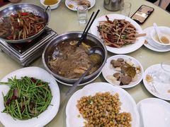 土鸡汤-旅宁大酒店