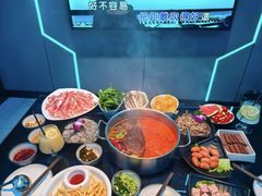 -唯爱KTV聚会餐厅(仙林东城汇店)