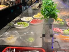 -牛里牛气· 榴莲海鲜鲜牛肉自助火锅·烤肉(横岗店)