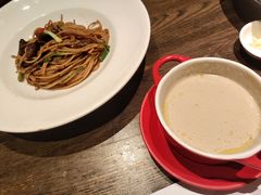 -食间牛排(重庆路万达店)