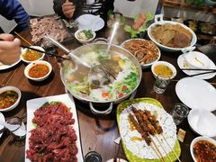-乡土黄·鲜牛肉火锅·小龙虾(兴业街店)