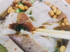 -覃肥叔桂林米粉(粮道街店)