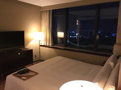 -上海龙之梦万丽酒店