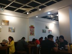大堂-丽虹云南过桥米线(兴工街店)