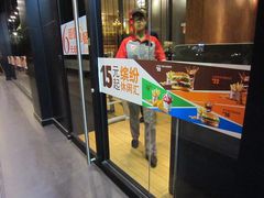 门面-麦当劳(宝山大厦店)