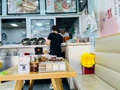 -金诚张妈妈羊汤·驴肉火烧(旧宫佳和园店)