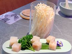 和山龙利鱼-故里和山·成都火锅(欢乐港湾店)