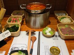 -独食火锅·半米屋台(直营总店)