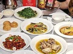 -老人和饭店(淮海中路店)