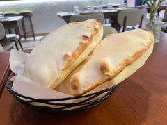 餐前面包-ELI FALAFEL Lebanese&Mediterranean黎巴嫩美食(富城路店)