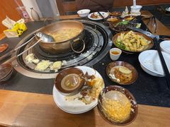 -阿山卓·野生菌火锅·纳西火塘烤肉