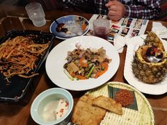 -雀舞云南菜(天津天河城购物中心店)