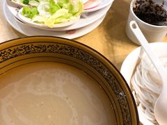 -桥香园云南过桥米线(金马碧鸡店)