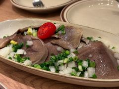 -玛格萝妮比萨屋(四平店)