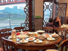 -小天鹅火锅·一线江景洪鼎旗舰店(洪崖洞店)