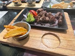 -伯顿西餐厅(厚街香榭丽店)