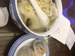 -笑来喜馄饨小笼工坊店(湖滨街店)