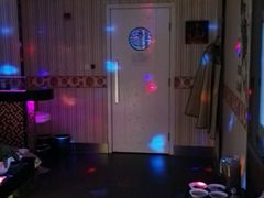 -唯爱KTV聚会餐厅(仙林东城汇店)