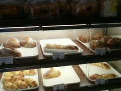 -苹果花园(乳山路店)