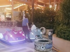 -喷泉广场餐厅·宵夜·海鲜烧烤大排档(长隆企鹅酒店)