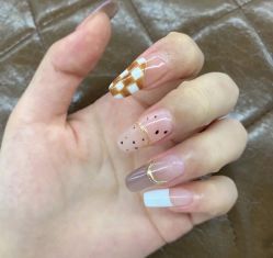 -兔猫ToMoreNails美甲美睫
