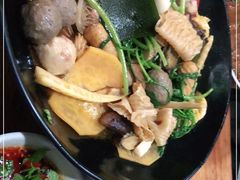 -万记麻辣烫国展总店