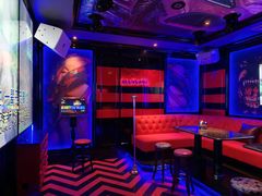 -UK派对KTV(日月广场店)