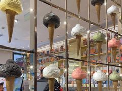 -VENCHI 闻绮(上海佛罗伦萨小镇店)