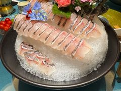 -靓海海鲜火锅(水上湖边观景店)