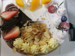 四拼-山与蓝·轻糖鲜果蛋糕(勒泰店)