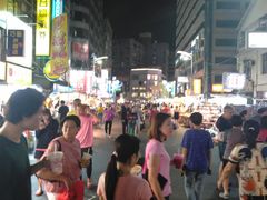 景点-六合夜市