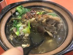 牛尾砂锅-清真·穆萨砂锅(大皮院店)