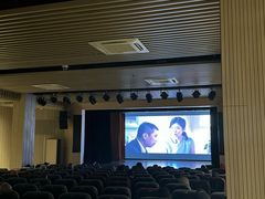 -漕河泾街道图书馆(漕河泾社区文化活动中心店)