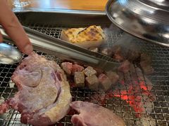 五花肉-肉甲韩国木炭烤肉(新壹街1店)
