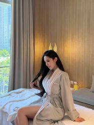-AURAS璈然科技护肤中心