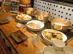 自助取餐区-广州中心皇冠假日酒店-环市食坊·海鲜自助餐厅