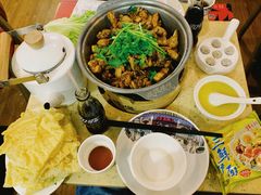 -芳村榕树头叹佬鸡煲(体育西店)