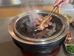 -围炉肉舍•炭烤活鳗•丹东海鲜烤肉(步行街店)