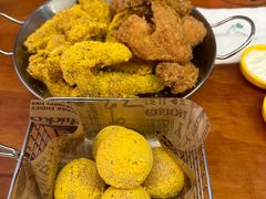 -BHC炸鸡(明洞总店)