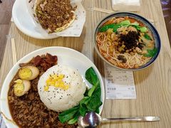重庆小面-超级大馍王肉夹馍