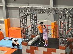 -极限PLAY运动娱乐新世界·团建派对潮玩休闲馆·室内蹦极高空游乐园