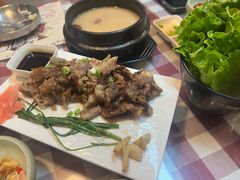-益百岁牛尾汤(香山路店)