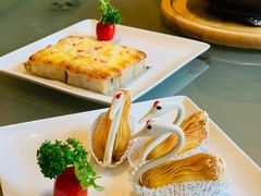 宫廷天鹅酥-广州天河合景福朋喜来登酒店 · 聚味轩中餐厅